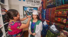 Yamila, la joven totonicapense que cumple el sueño de emprender y graduarse en Nueva York
