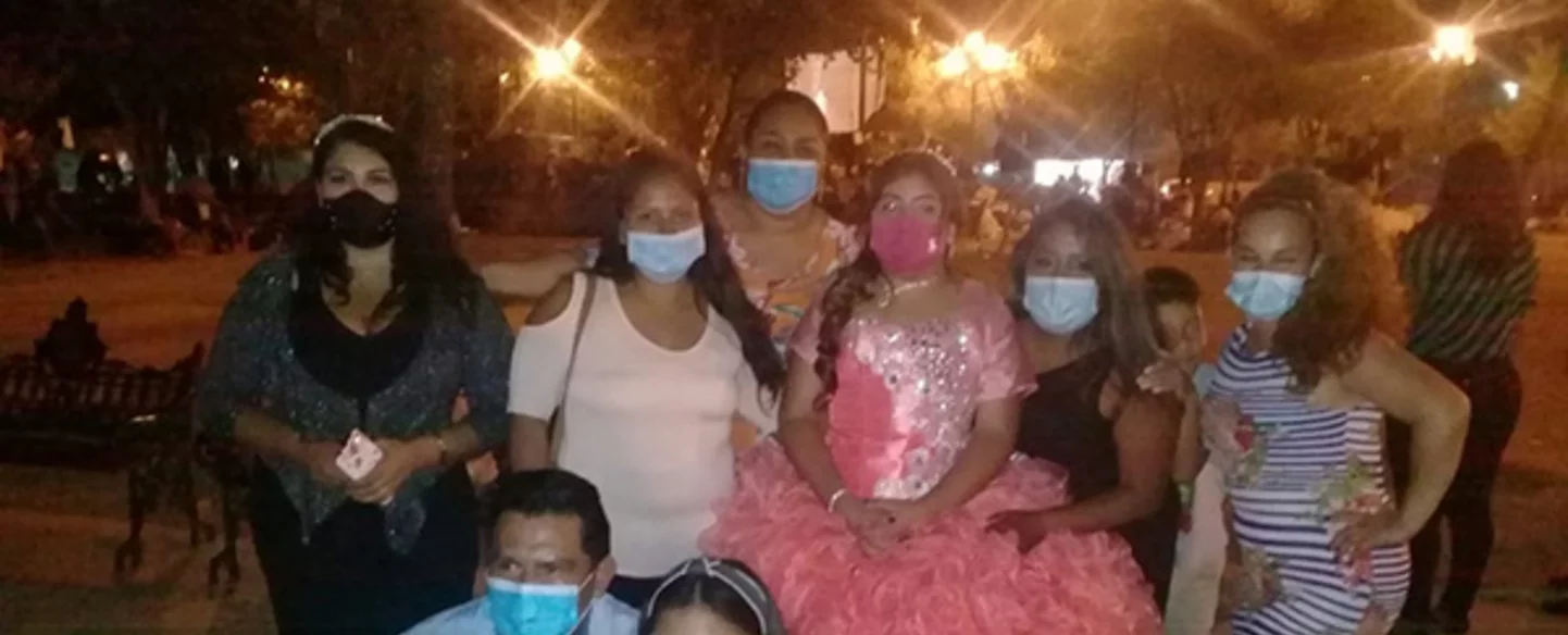 VIDEO | Quinceañera celebra su banquete con migrantes que esperan asilo VIDEO | Quinceañera celebra su banquete con migrantes que esperan asilo