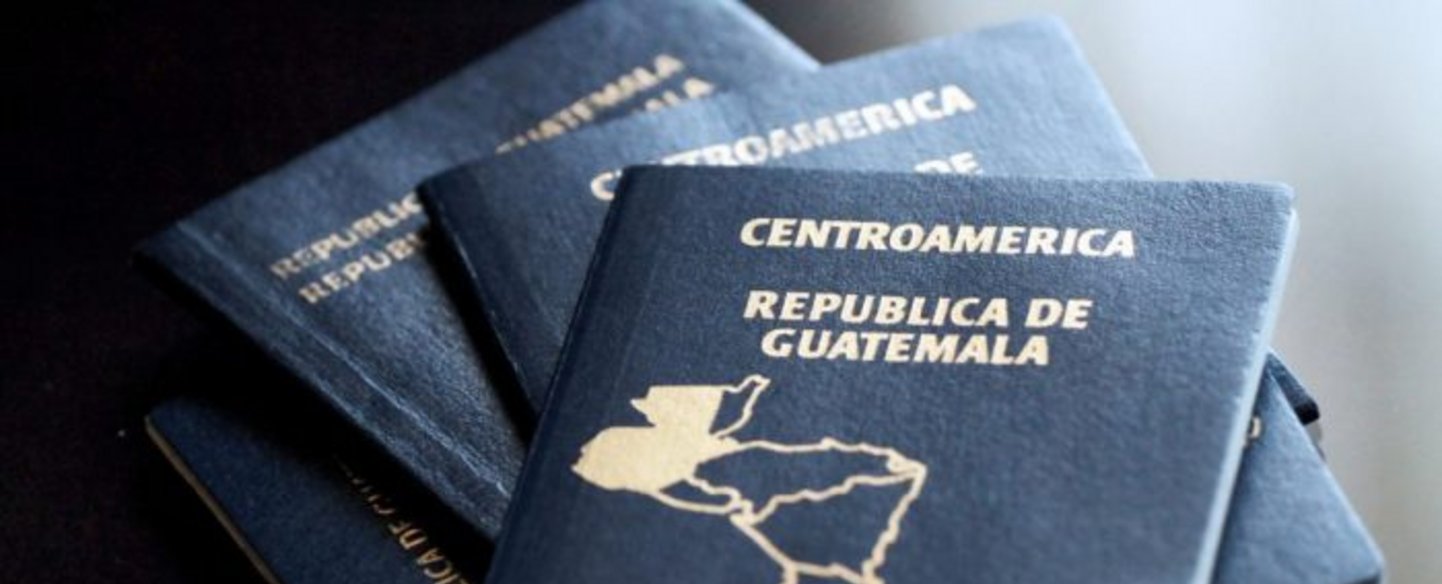 Migrante guatemalteco en Nueva Jersey lleva un año intentando sacar pasaporte