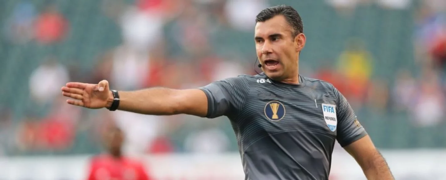 Mario Alberto Escobar Toca, el árbitro guatemalteco que sueña con representar al país en Qatar Mario Alberto Escobar Toca, el árbitro guatemalteco que sueña con representar al país en Qatar