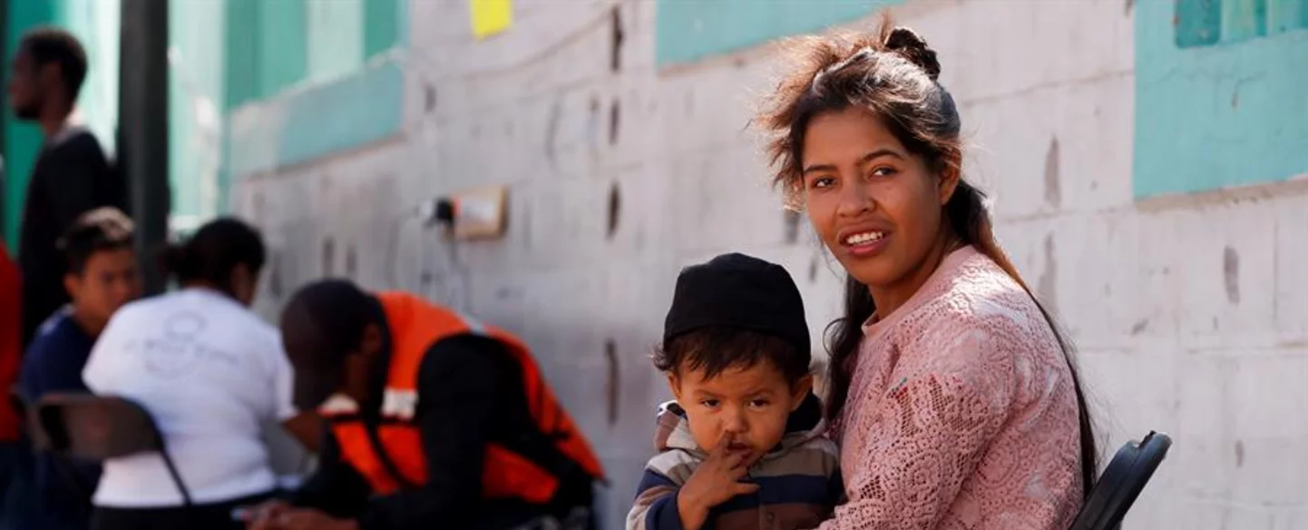 Madres de la caravana migrante: «Queremos un futuro mejor para los niños»