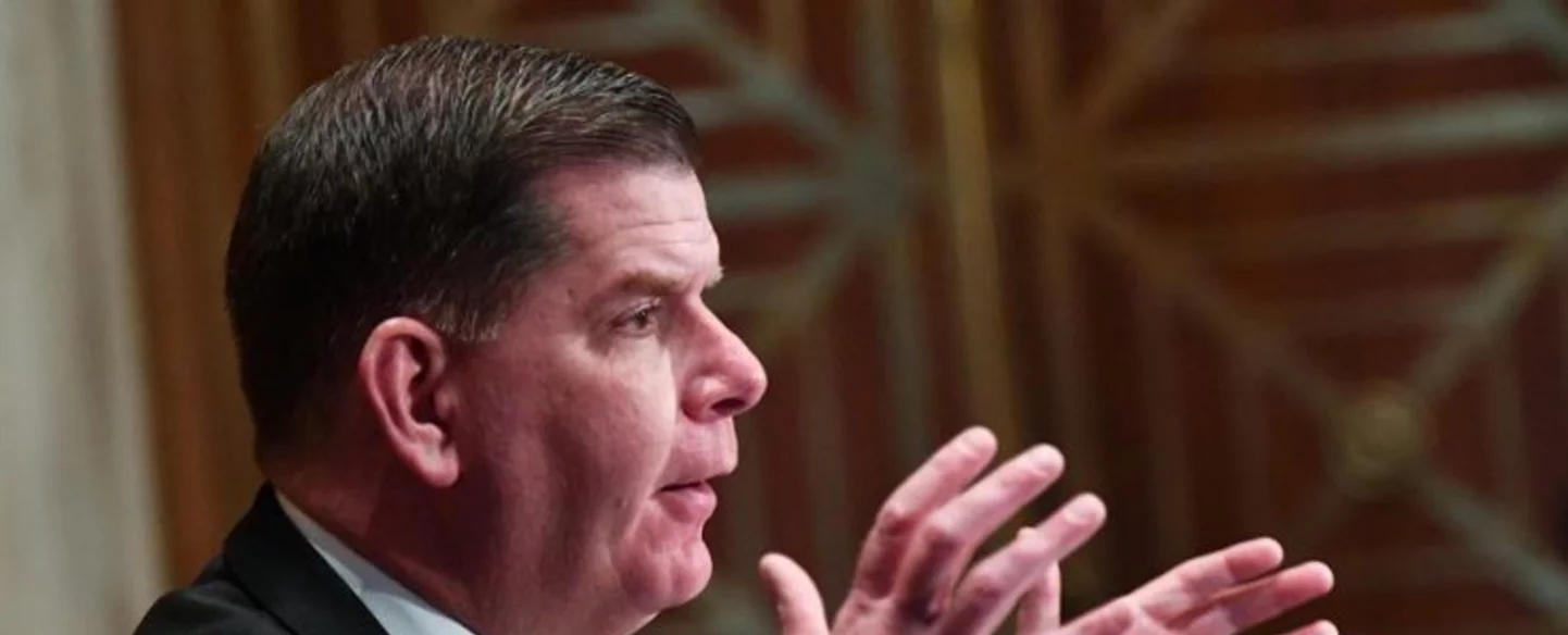 Latinos y afroamericanos acusan a Boston de discriminar contra sus negocios Latinos y afroamericanos acusan a Boston de discriminar contra sus negocios