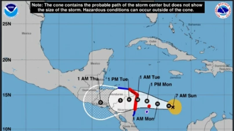 Huracán Iota continúa su desplazamiento hacia Centroamérica