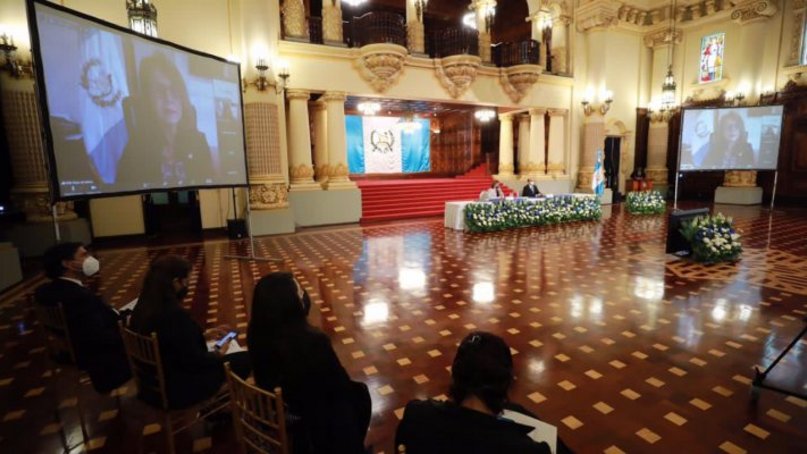 Empresarios migrantes buscan hacer negocios desde EE. UU.
