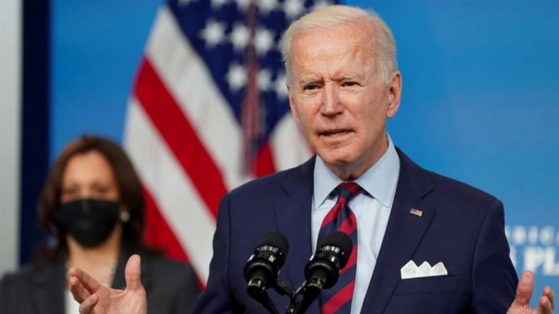 Biden pide a los republicanos negociar el plan de infraestructura