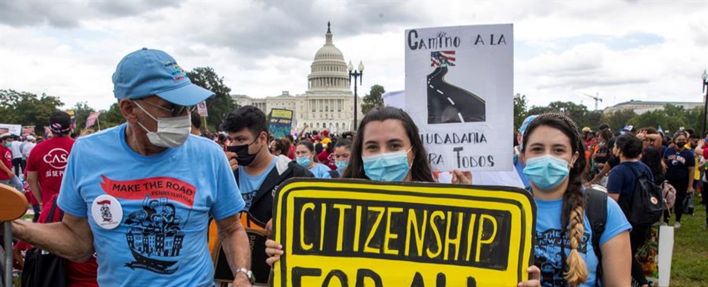 «¡Sí se puede!», el grito de los migrantes ante el Congreso de EE. UU.