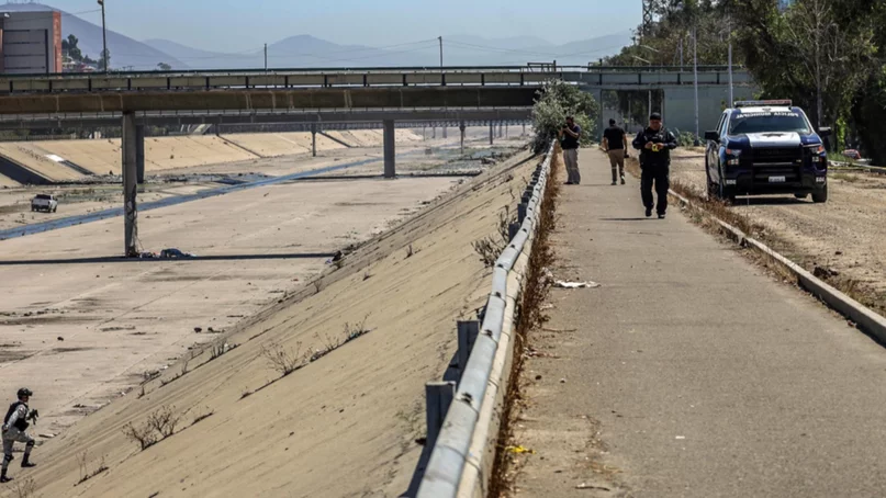 Asesinan a pedradas a dos migrantes en el muro de la fronteriza Tijuana