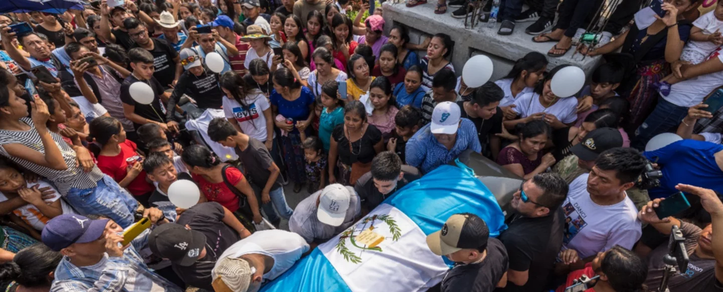 Un sueño que no se pudo cumplir: despiden a dos migrantes guatemaltecos fallecidos en incendio de Ciudad Juárez Un sueño que no se pudo cumplir: despiden a dos migrantes guatemaltecos fallecidos en incendio de Ciudad Juárez