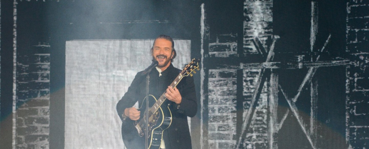 Arjona y sus paisanos, cómplices de un show espectacular en Nueva Jersey Arjona y sus paisanos, cómplices de un show espectacular en Nueva Jersey
