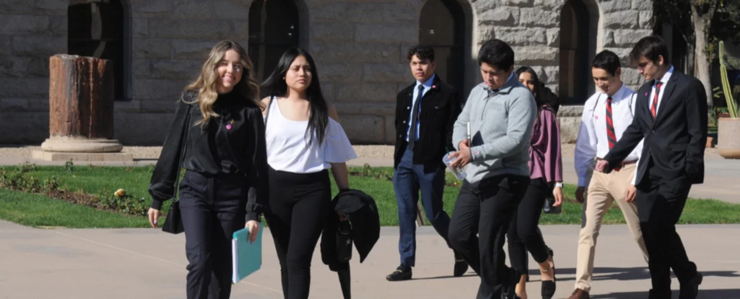 Presentan un proyecto de ley para los "soñadores documentados"