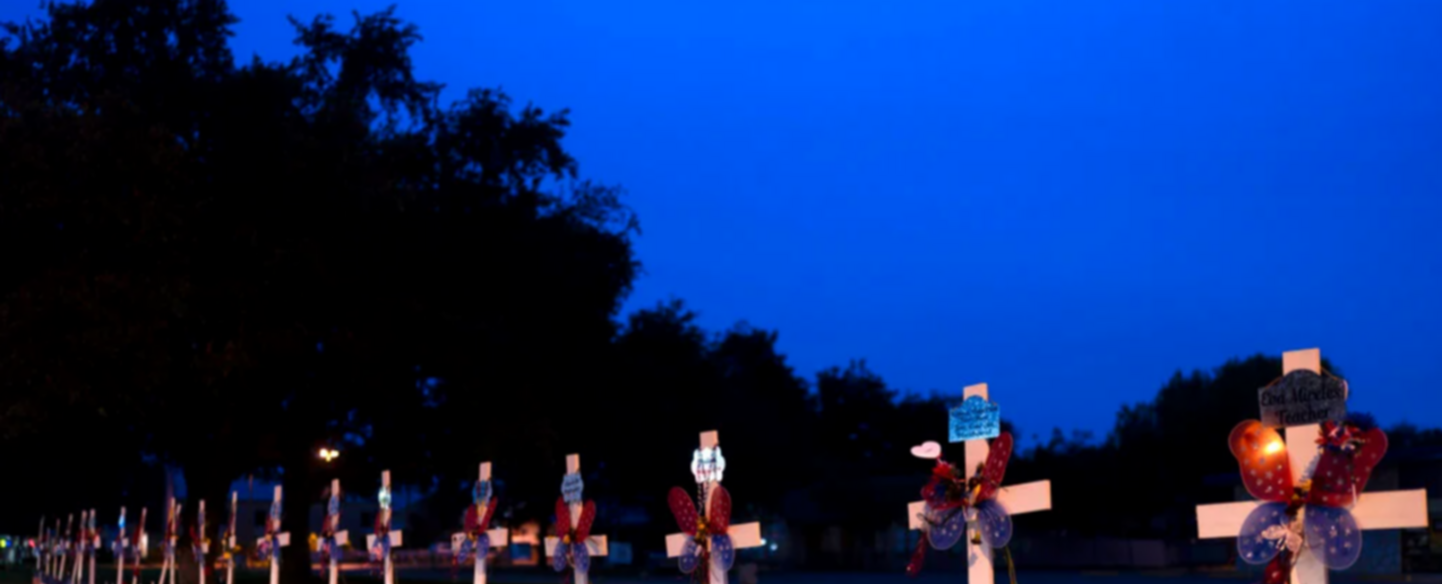 Familia de cuatro niños baleados en tiroteo de Uvalde piden más de 100 millones de dólares en demanda por daños Familia de cuatro niños baleados en tiroteo de Uvalde piden más de 100 millones de dólares en demanda por daños