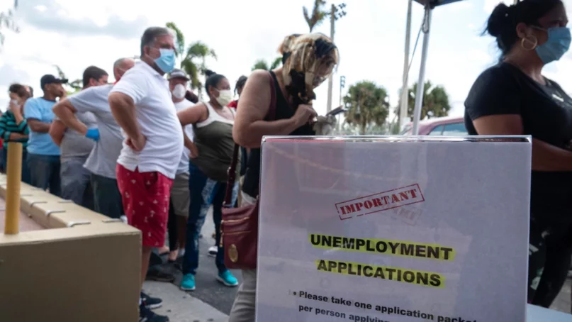 Las ofertas de empleo de EEUU caen a su nivel más bajo en dos años