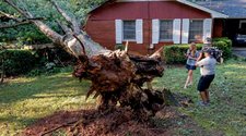Calor extremo, lluvias y tornados mantiene en alerta a EE.UU.