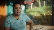 Maestra de Fray Bartolomé de las Casas enfrenta la migración y deportación de su hijo