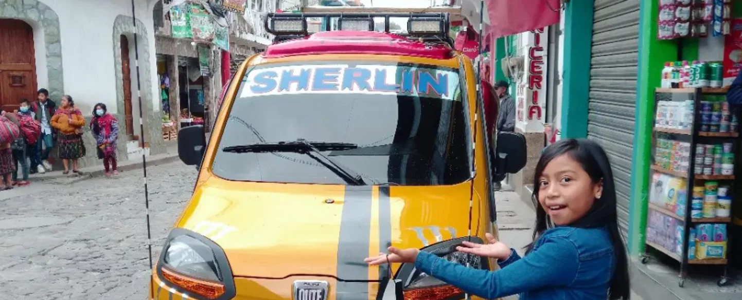 La pequeña Sherlyn Rosario cautiva a los chapines con su hermosa voz 