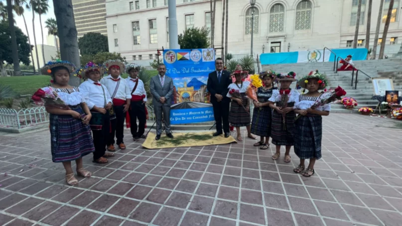 Celebran el Día del Guatemalteco en Los Ángeles